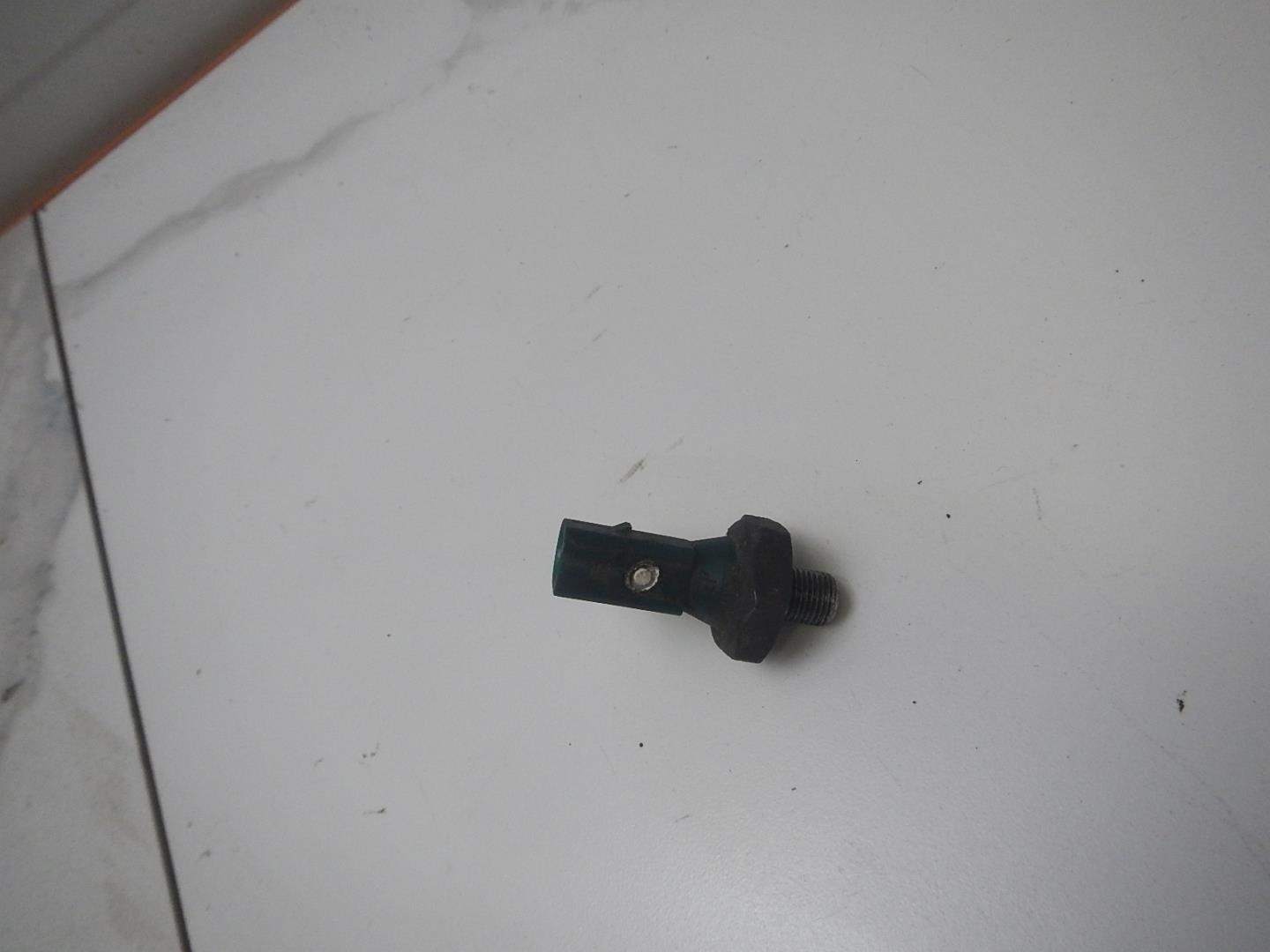 Датчик давления масла