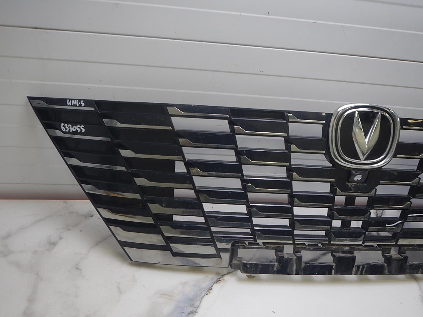 Решетка радиатора