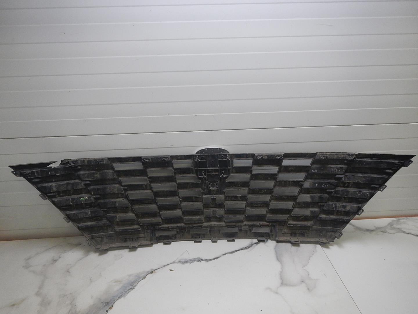 Решетка радиатора