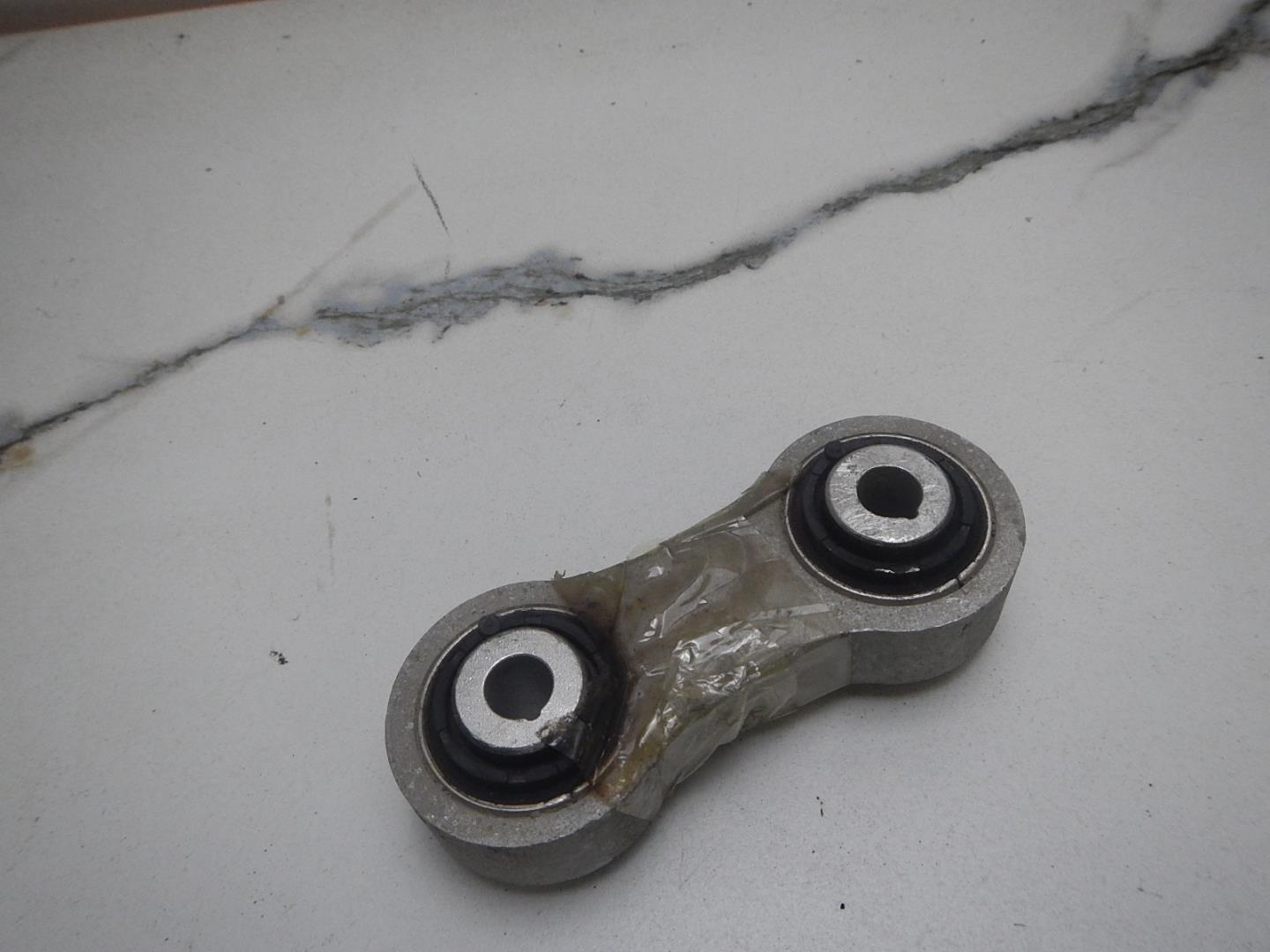 Рычаг задний