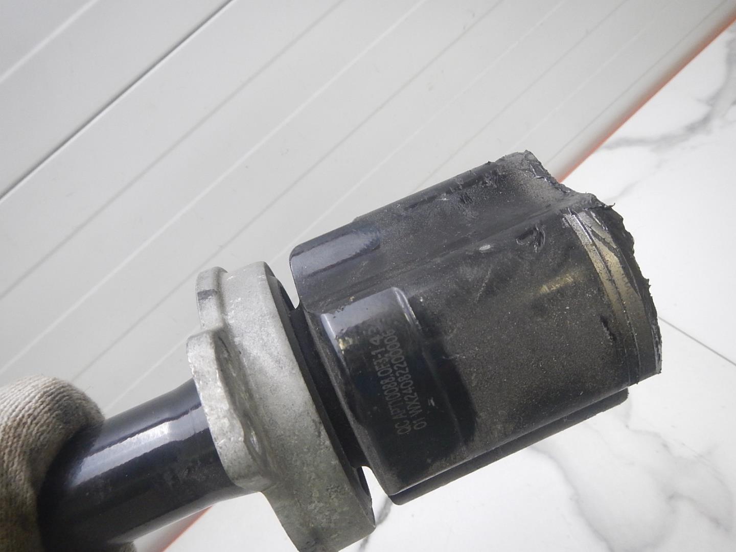 Полуось передняя правая