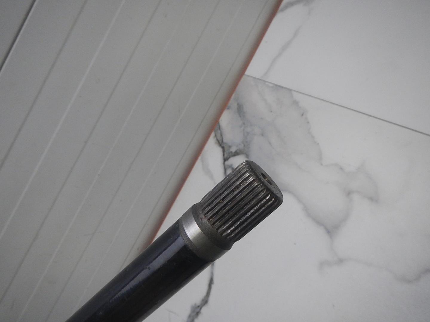 Полуось передняя правая