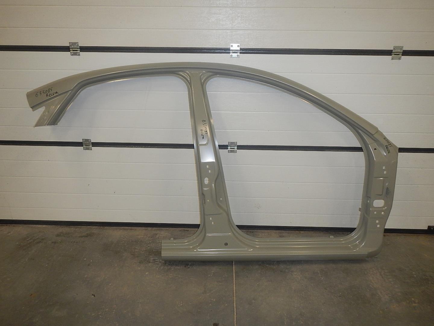 Кузовной элемент