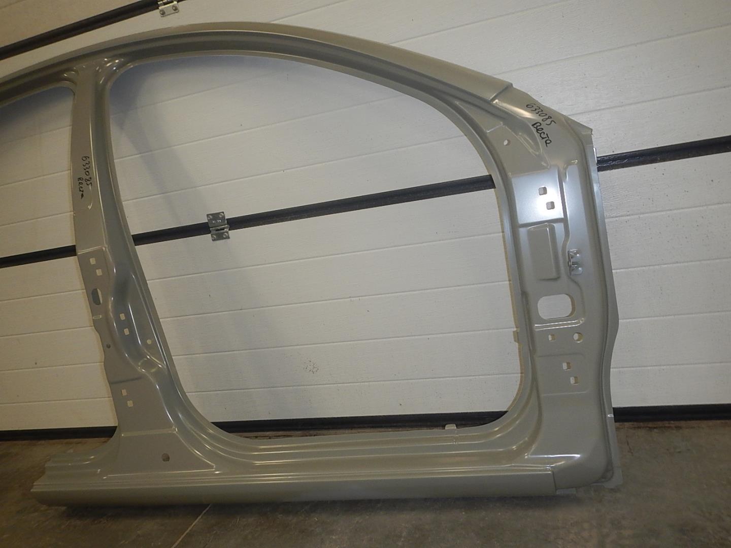 Кузовной элемент