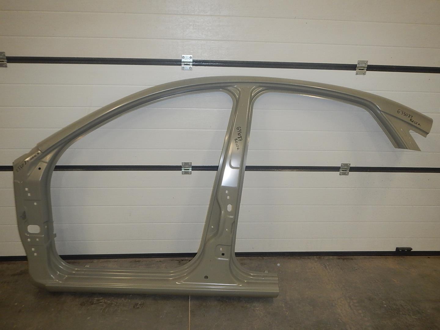 Кузовной элемент