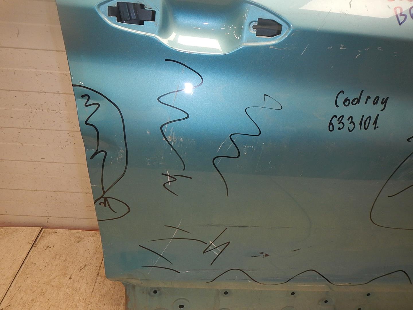 Дверь передняя правая