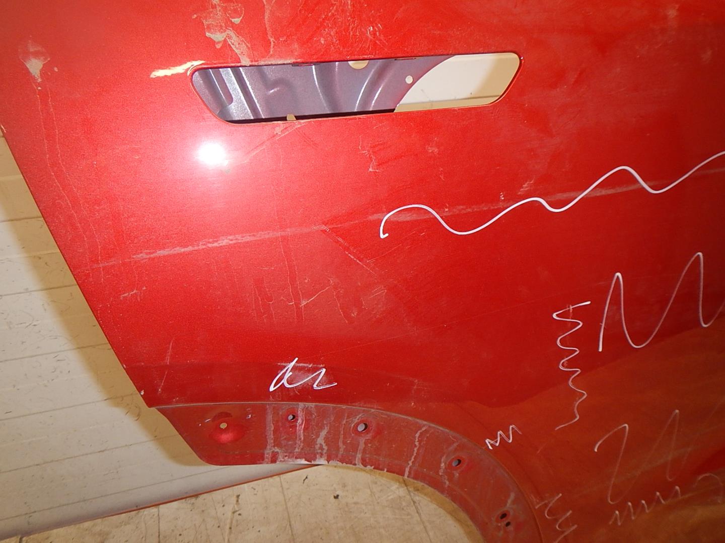 Дверь задняя правая