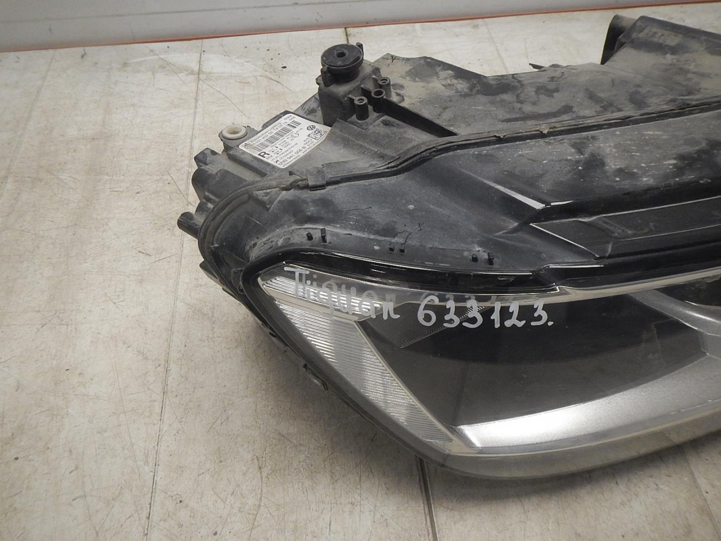 Фара правая