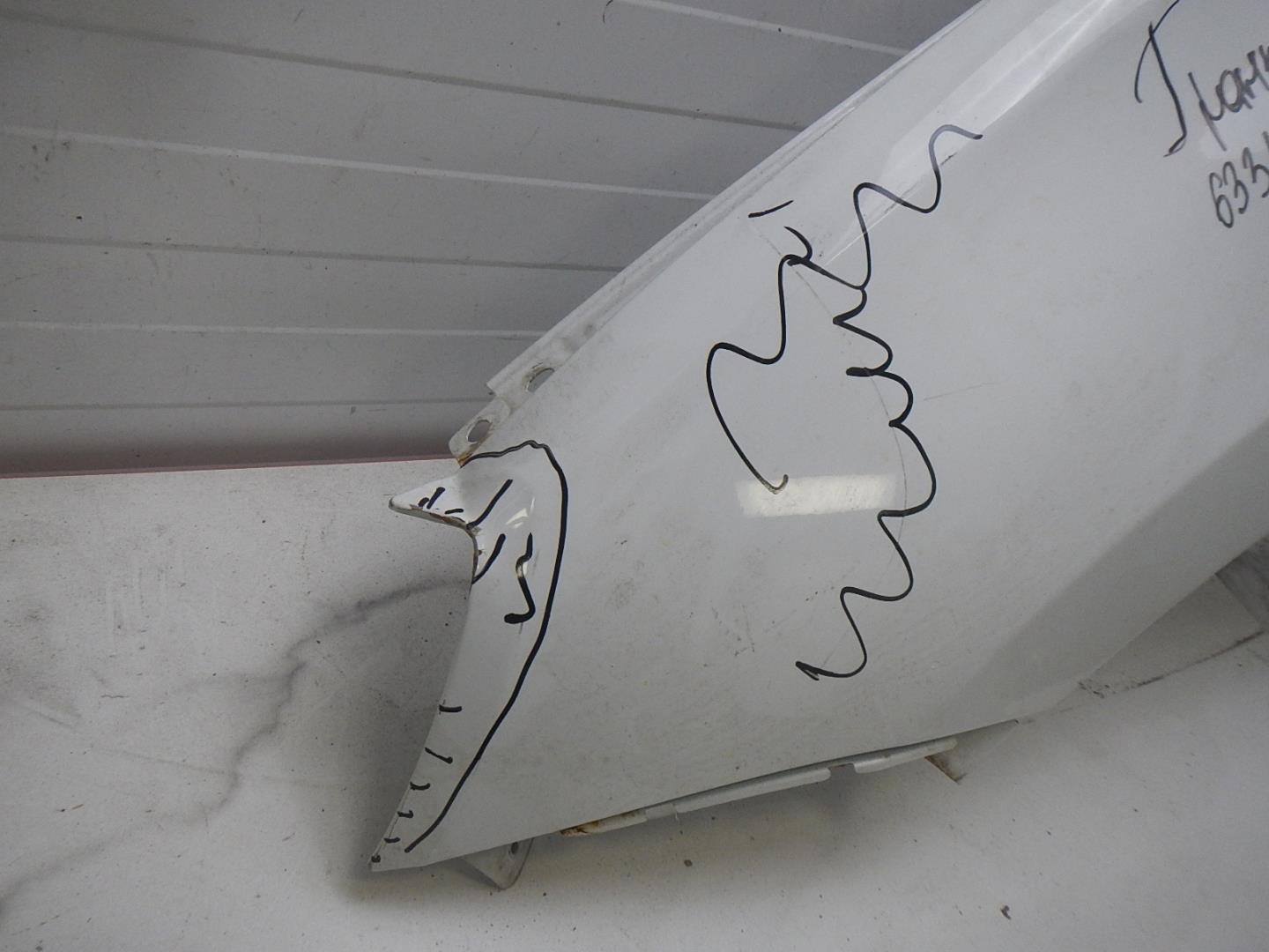 Крыло переднее левое