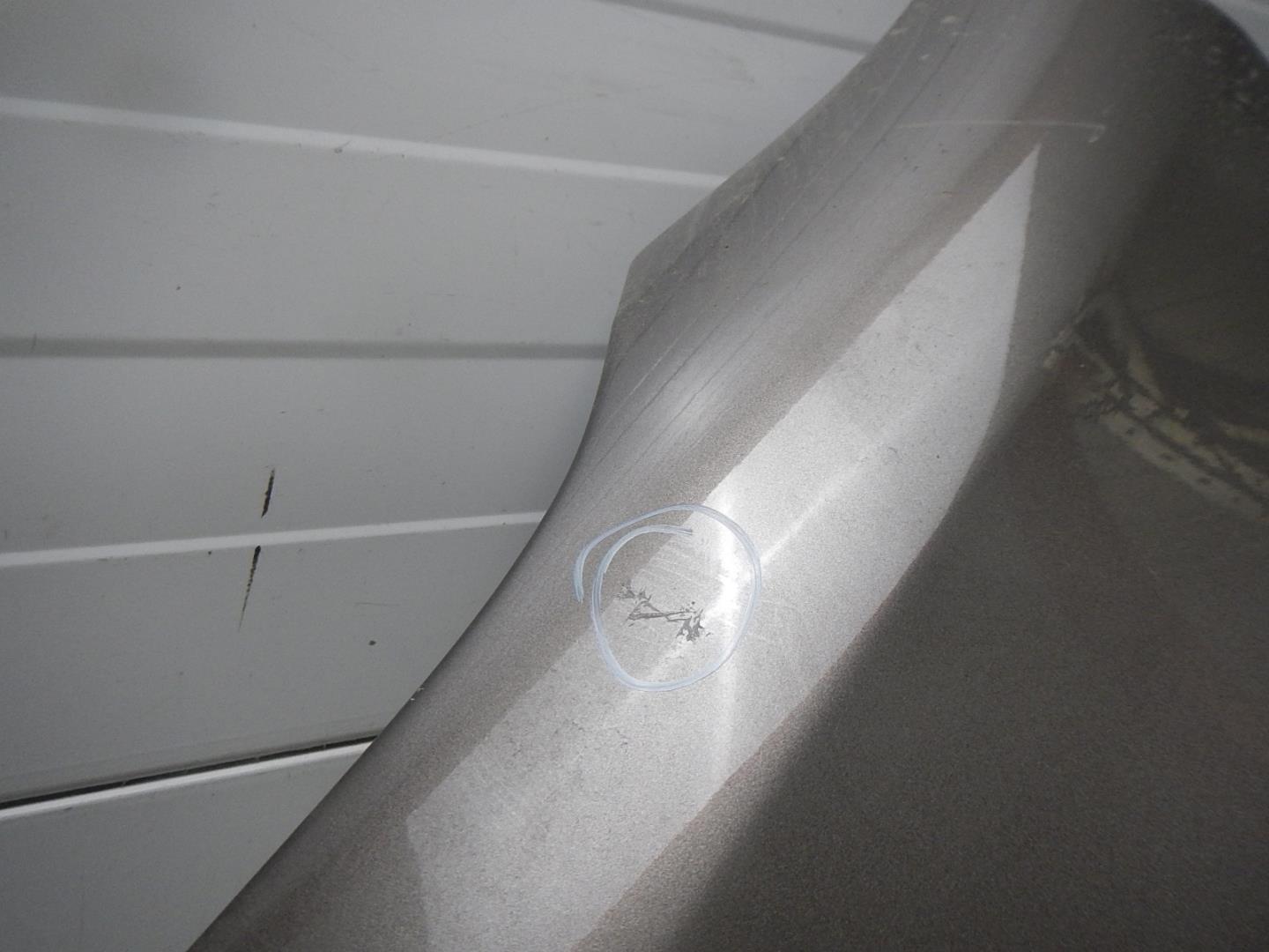 Крыло переднее левое