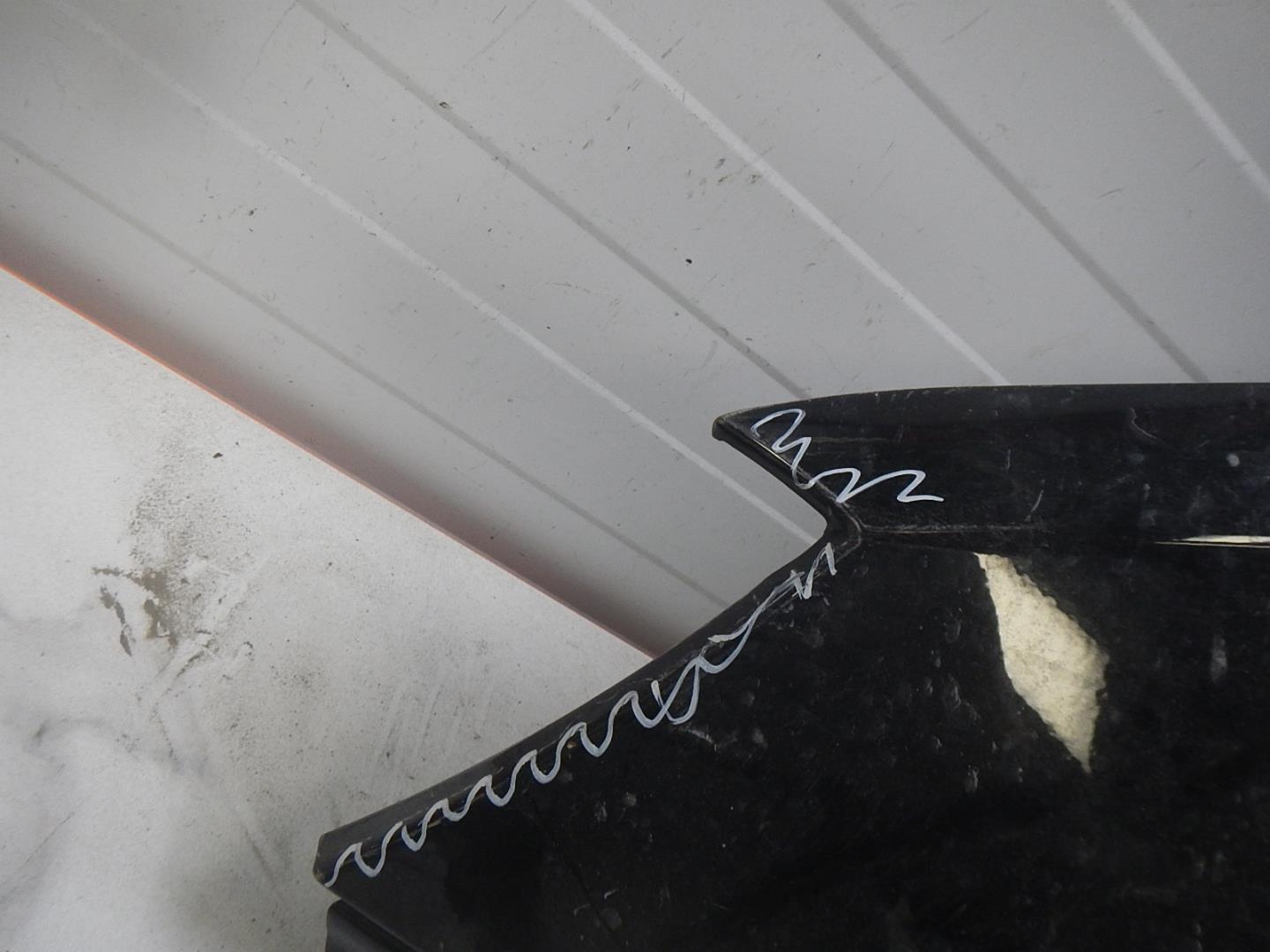 Крыло переднее левое