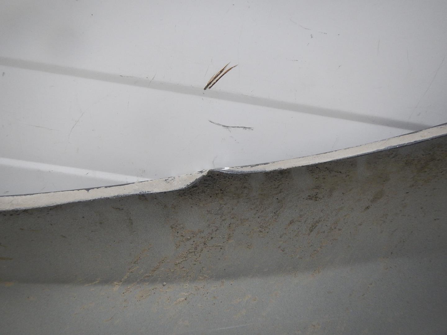 Крыло переднее левое