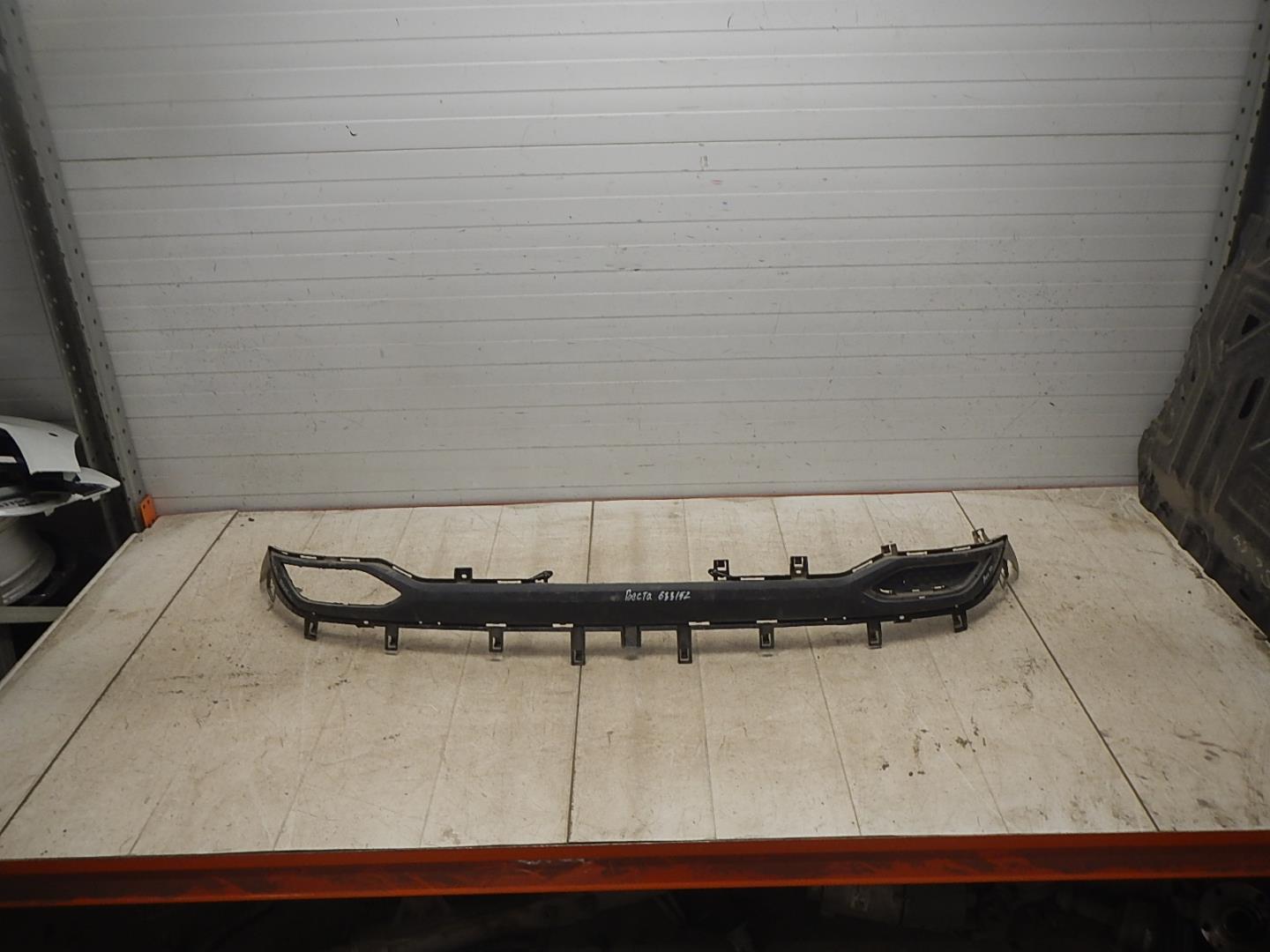 Накладка заднего бампера