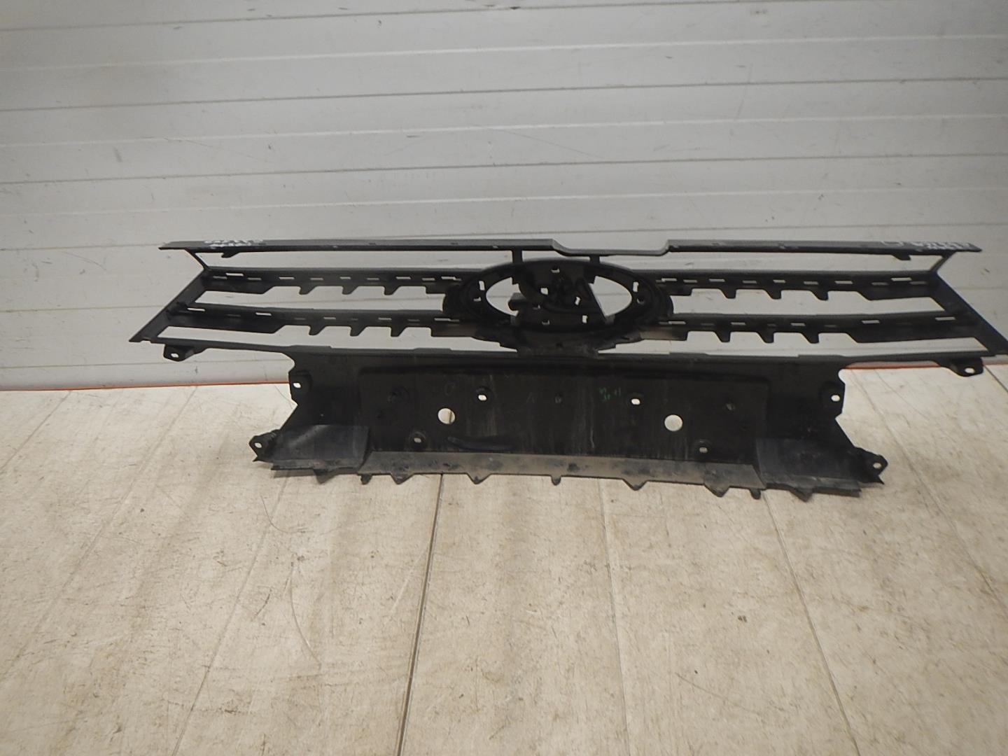 Решетка радиатора