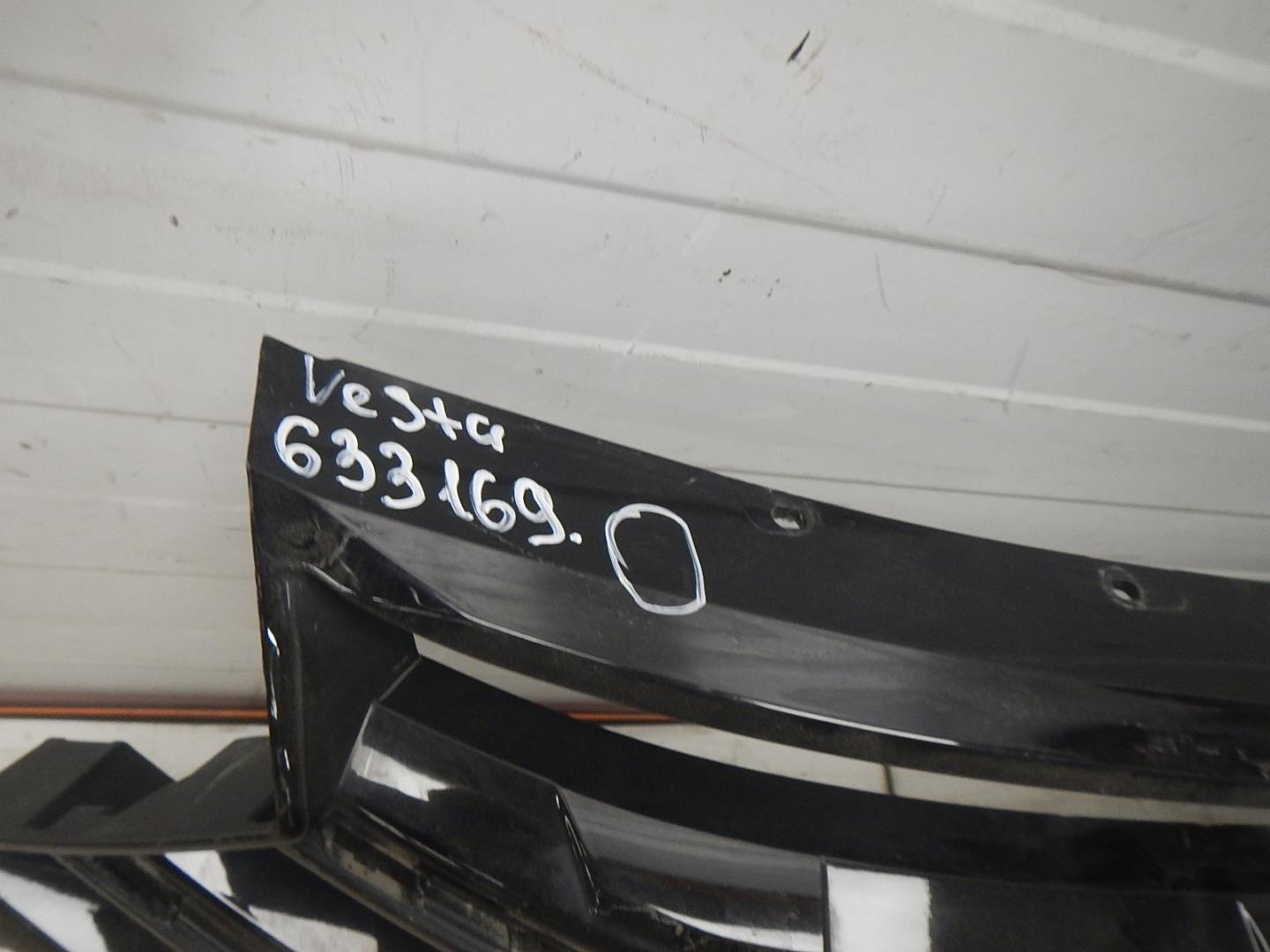 Решетка радиатора