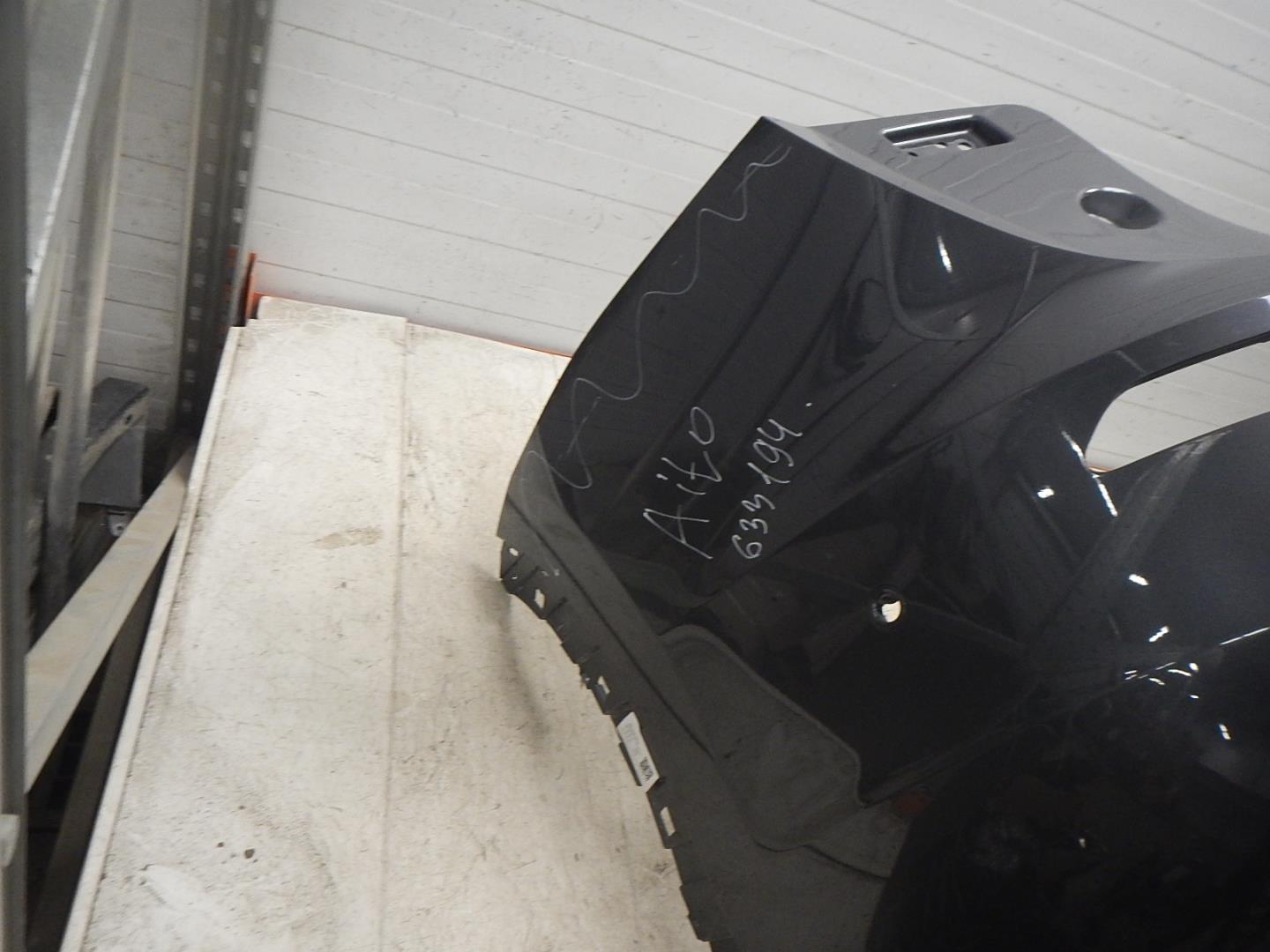 Бампер задний