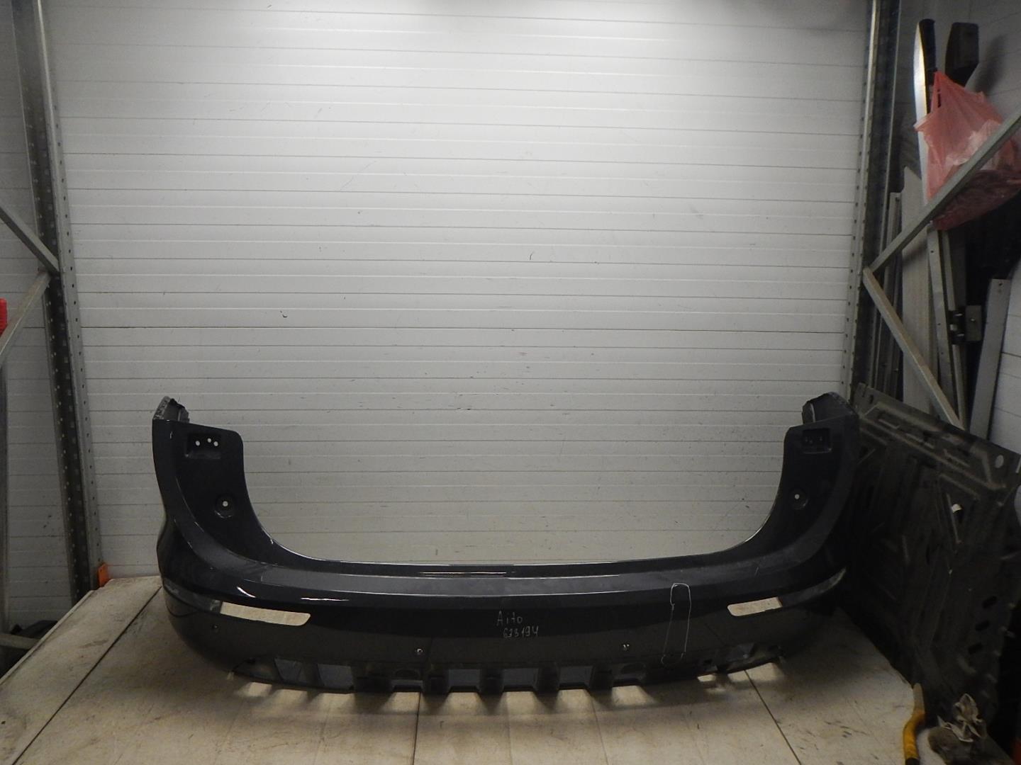 Бампер задний