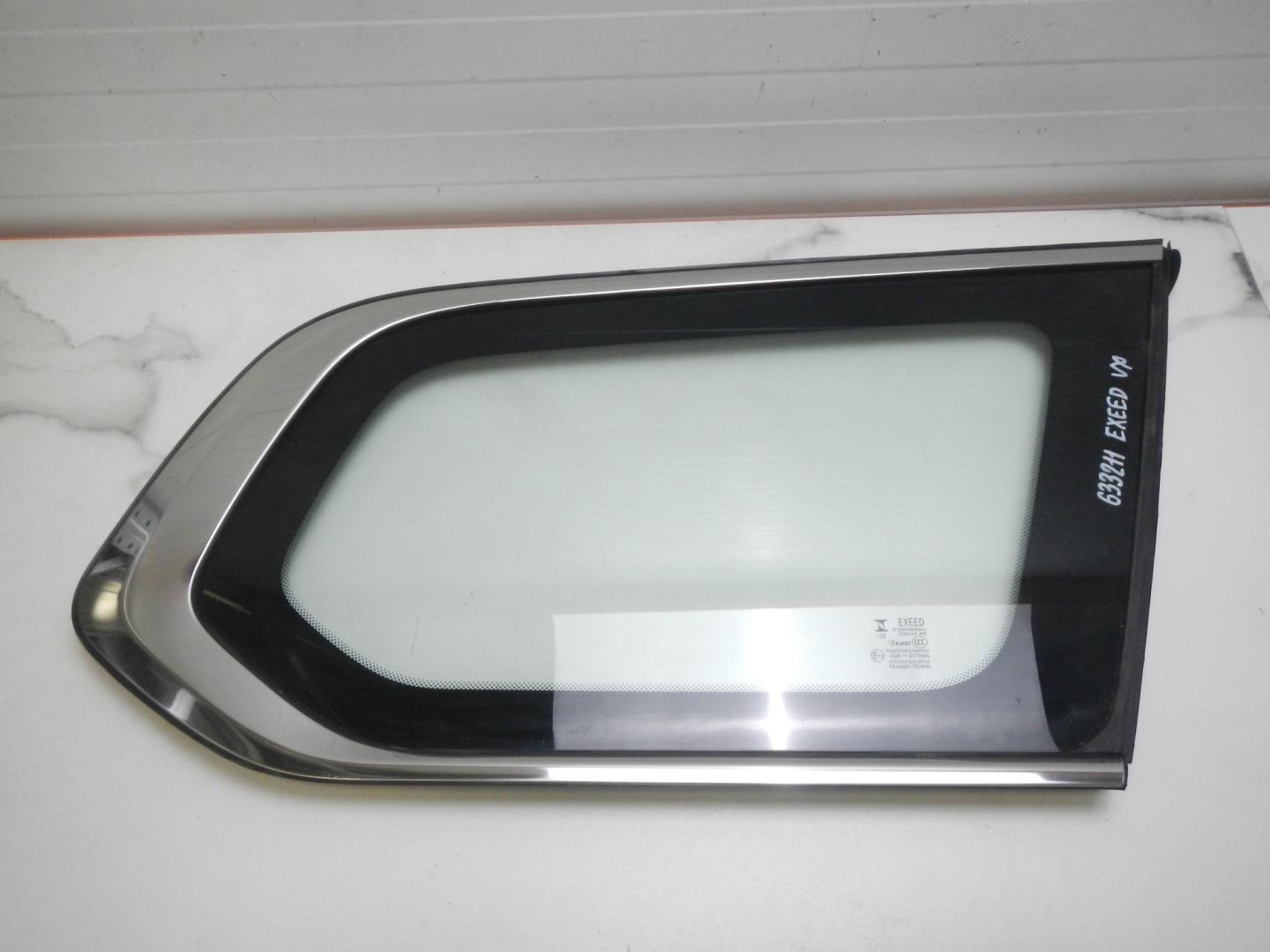 Стекло кузовное глухое правое