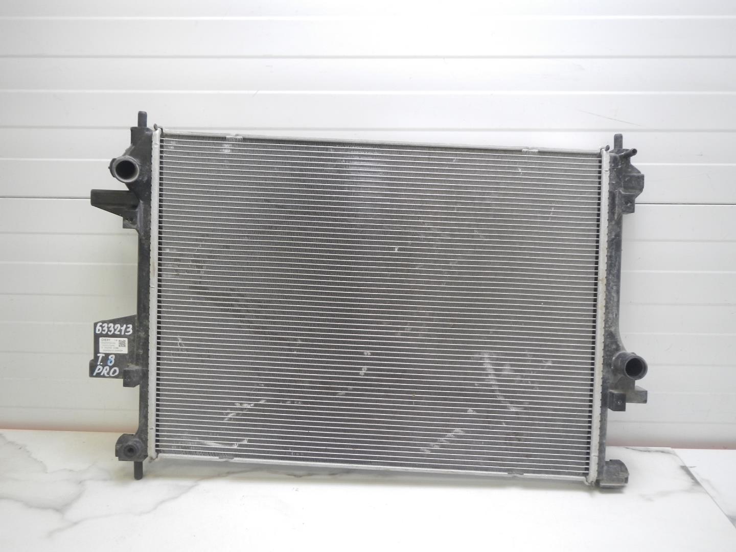 Радиатор охлаждения двигателя основной