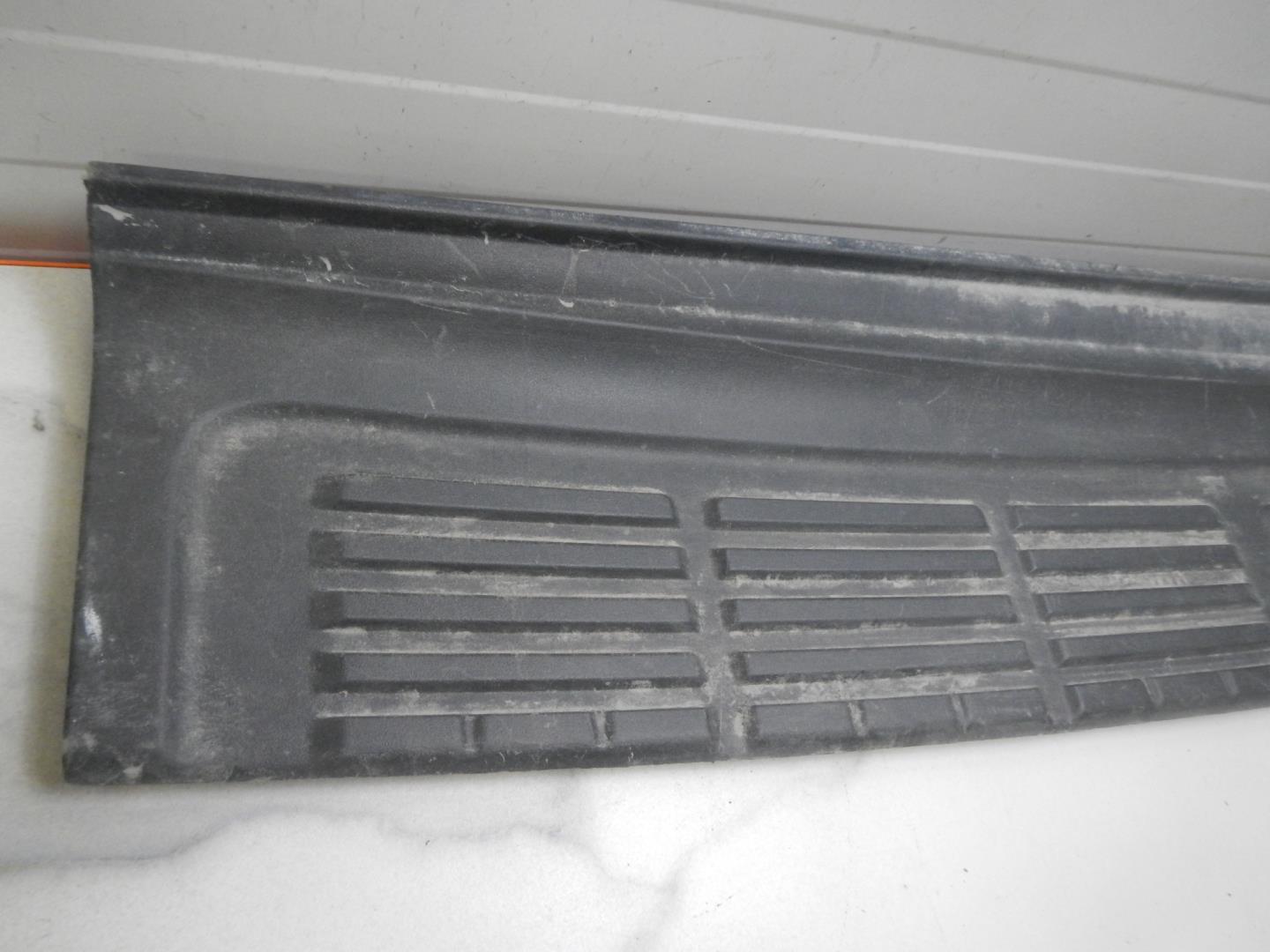 Накладка заднего бампера