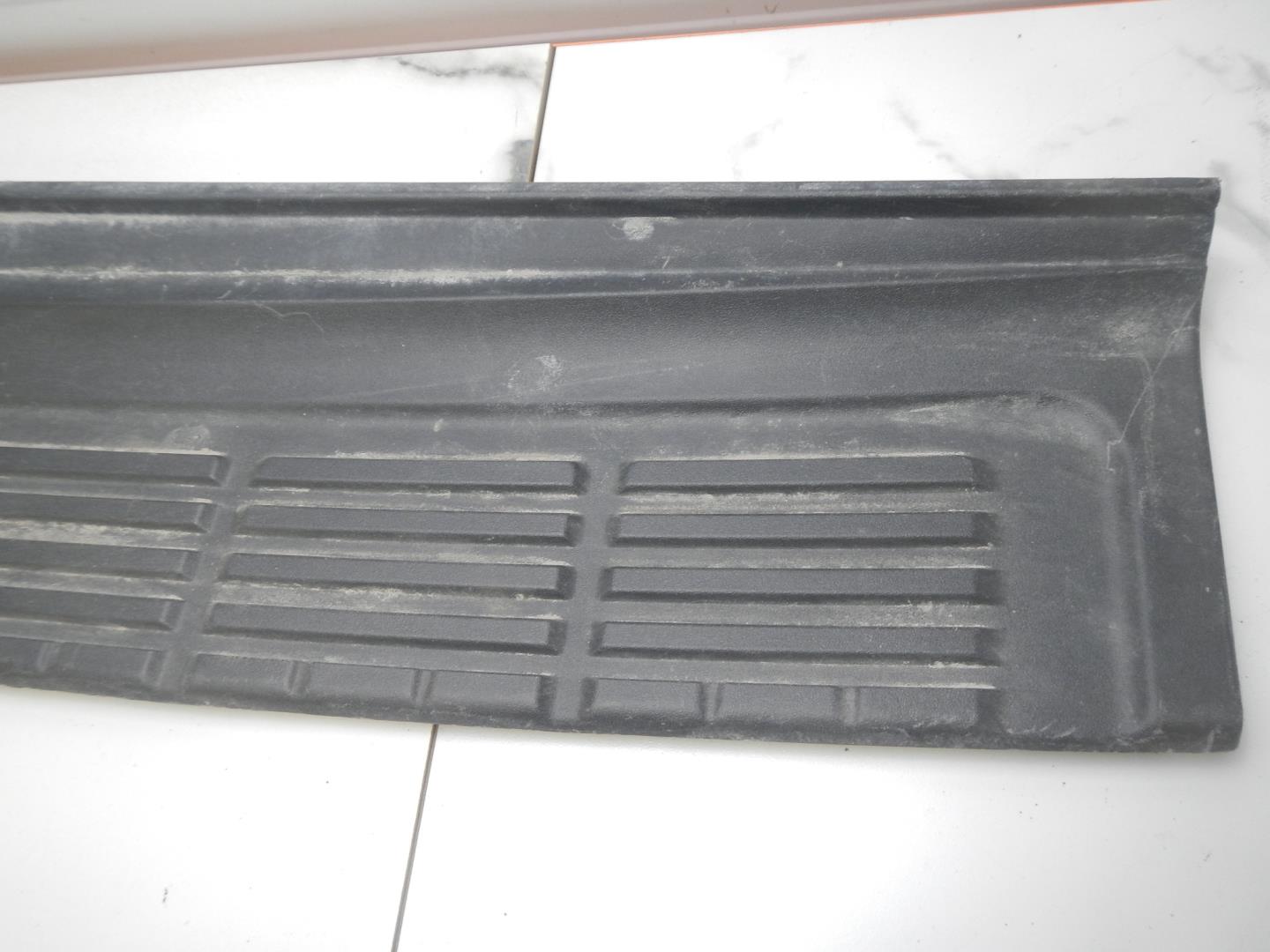 Накладка заднего бампера