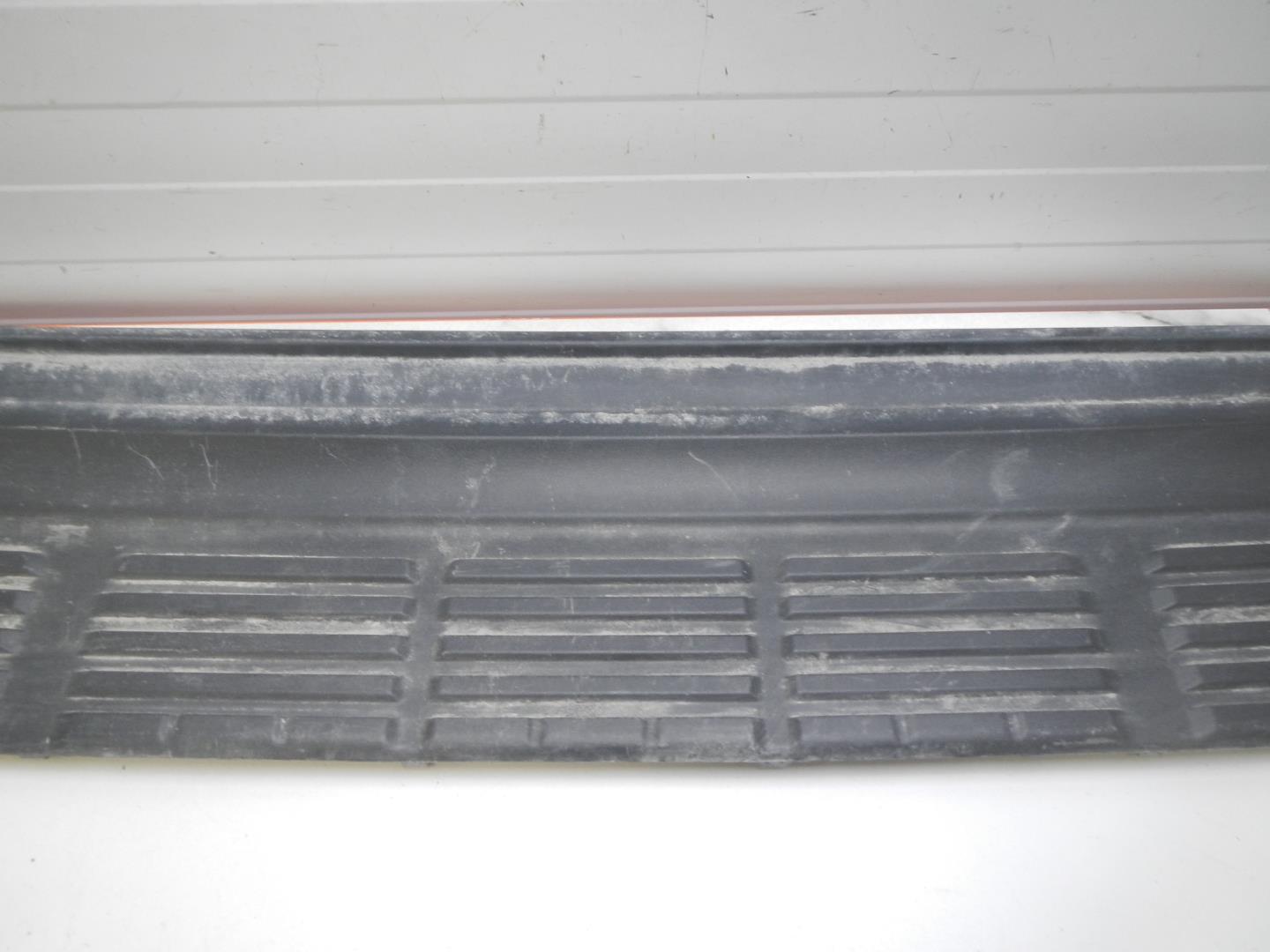 Накладка заднего бампера