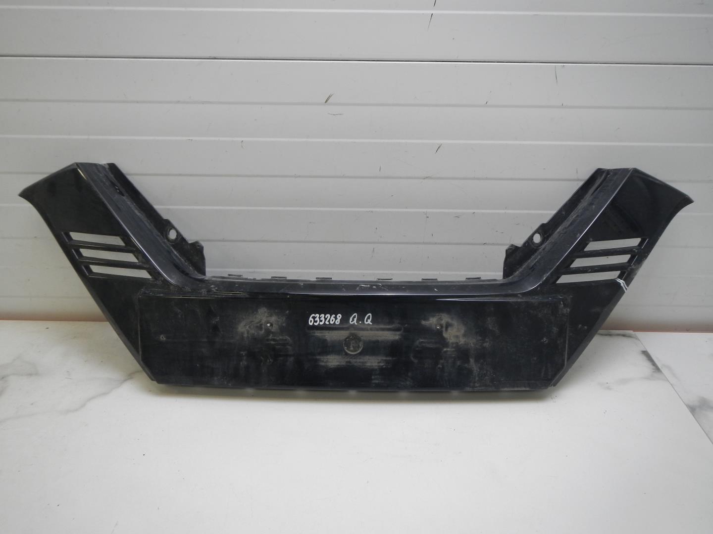 Накладка переднего бампера