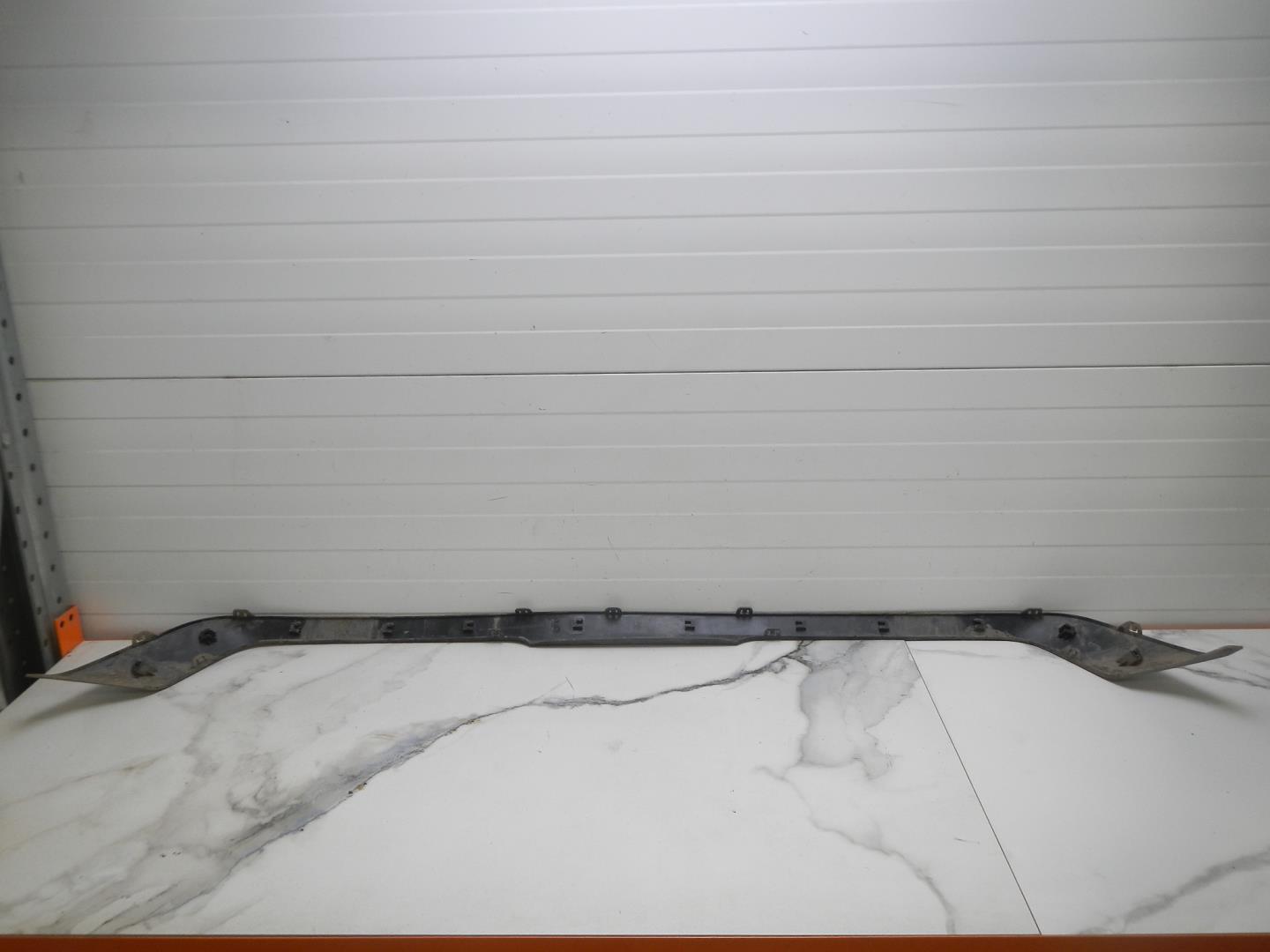 Накладка заднего бампера