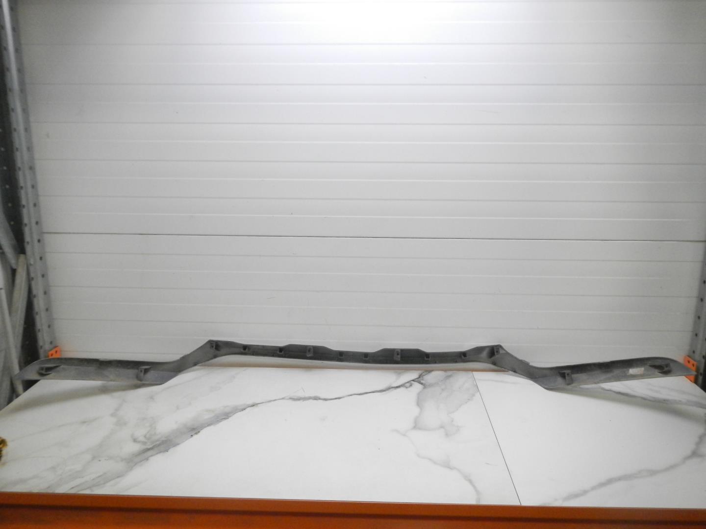 Накладка переднего бампера