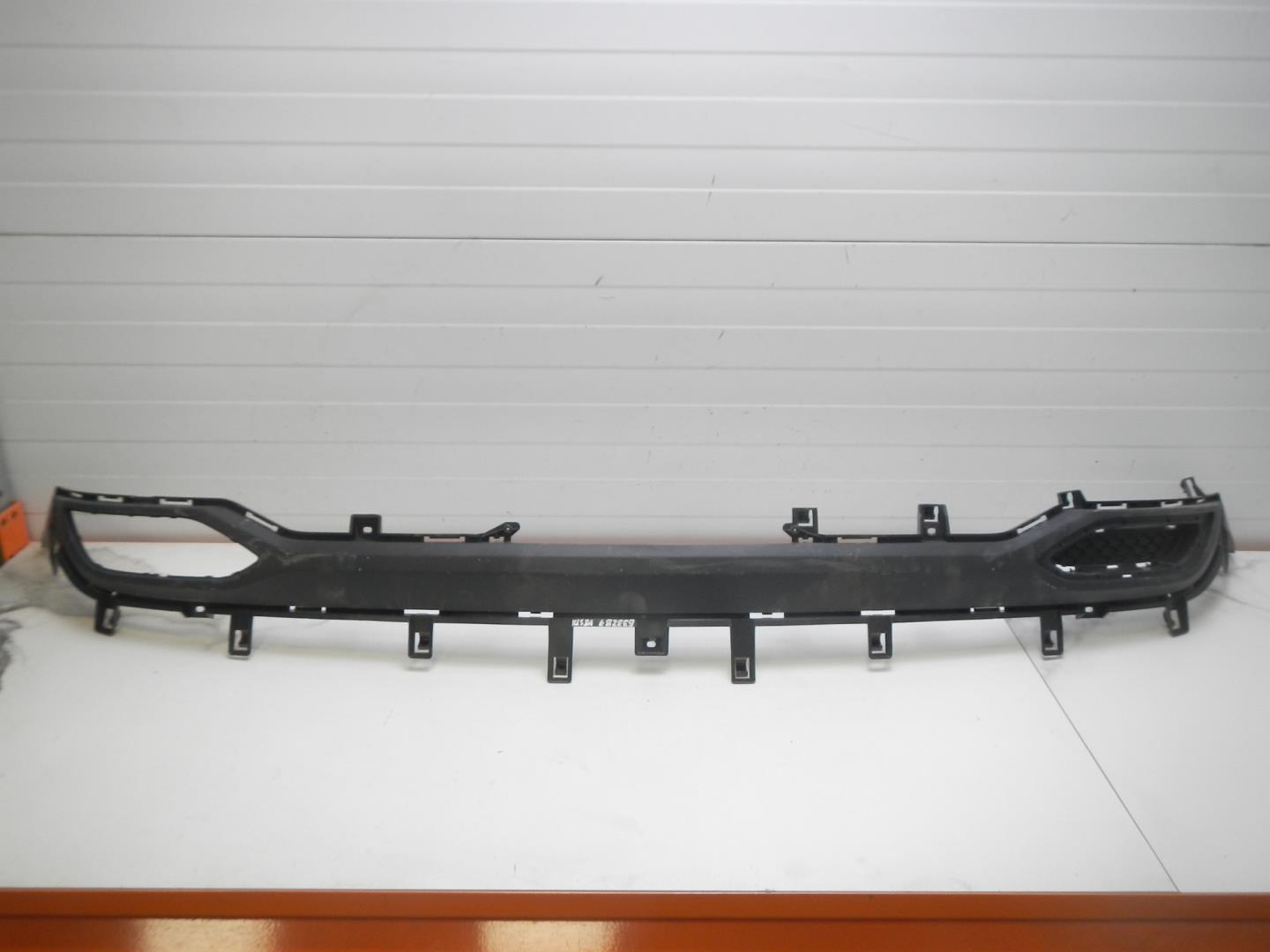 Накладка заднего бампера