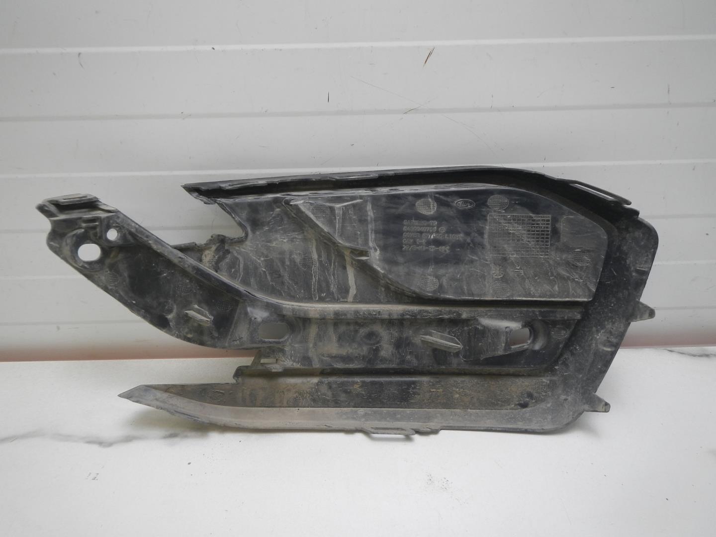 Решетка в бампер правая