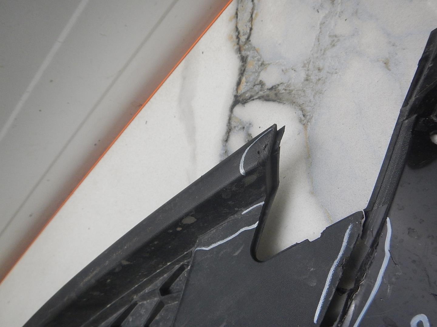 Решетка в бампер правая