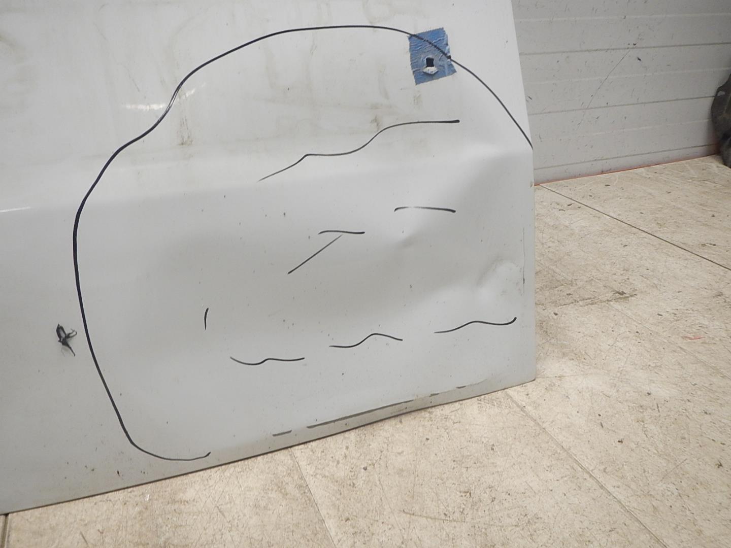 Дверь багажника левая