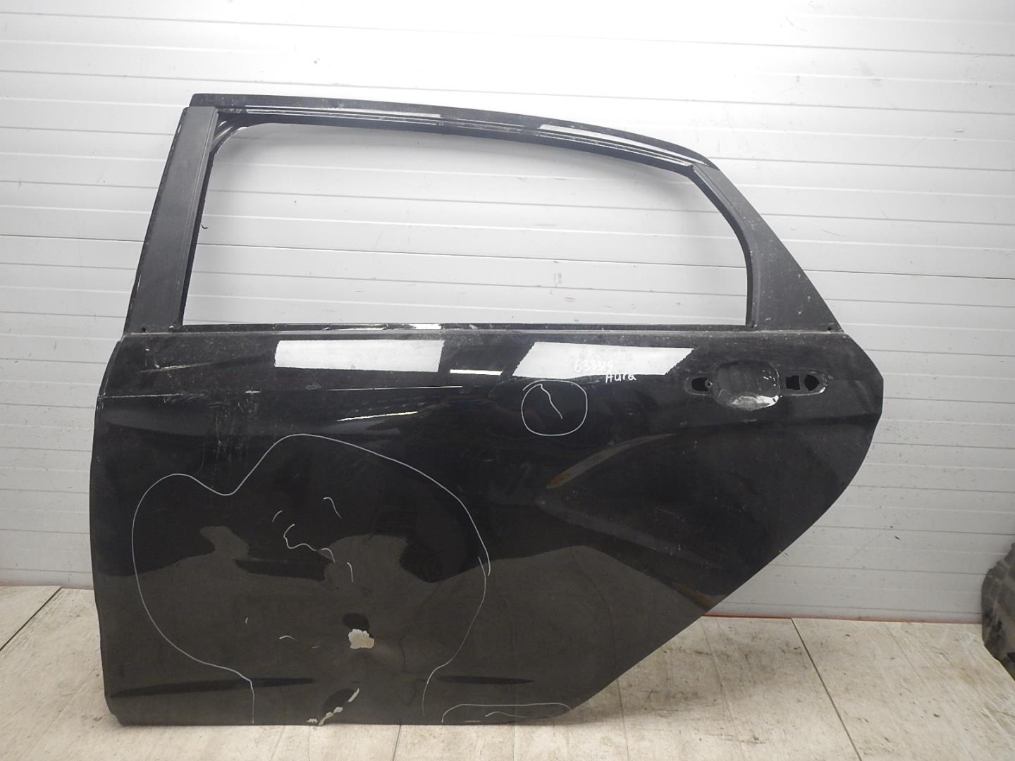 Дверь задняя левая