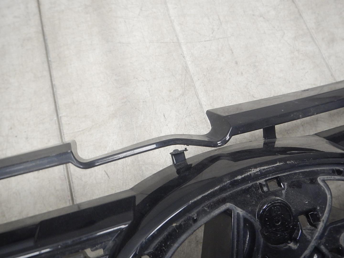 Решетка радиатора