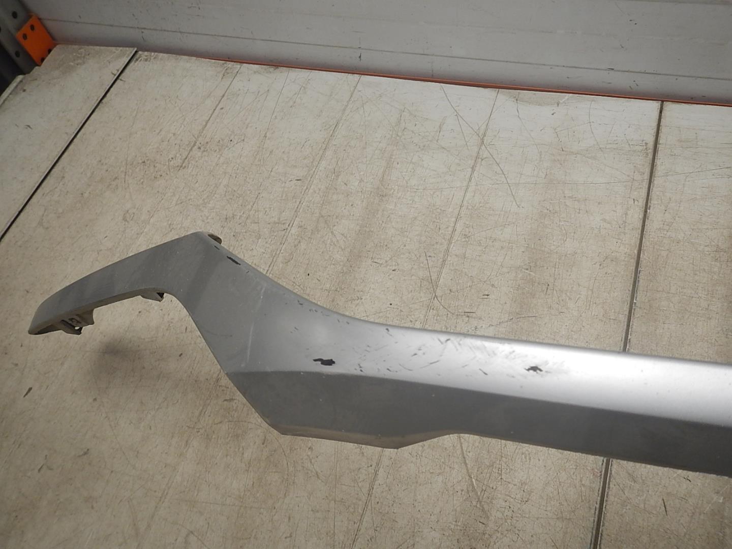 Накладка переднего бампера