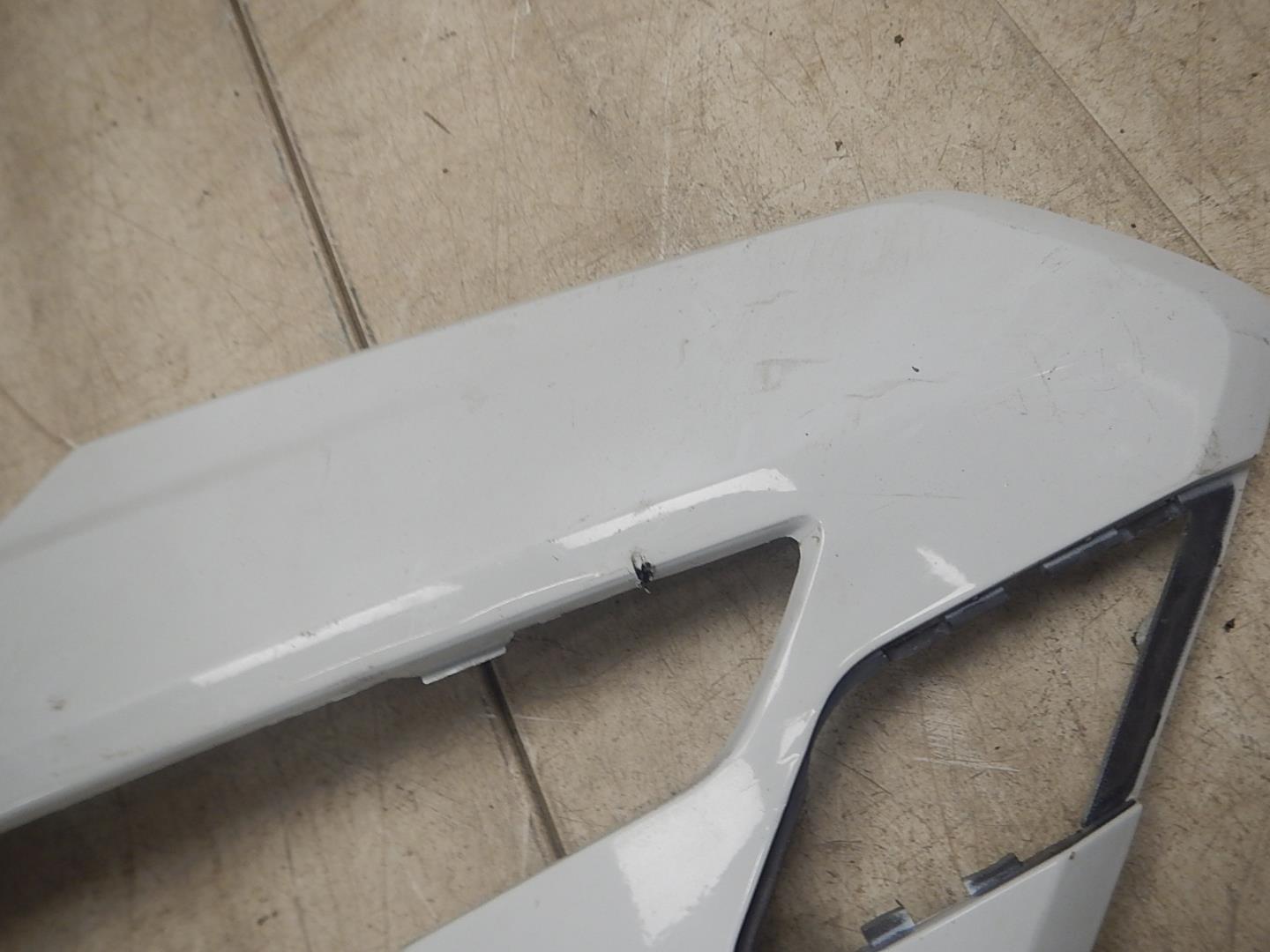 Накладка переднего бампера правая