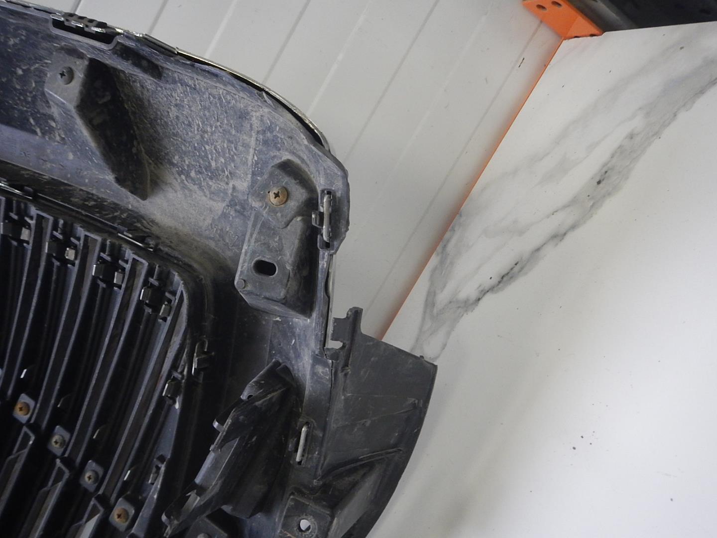 Решетка радиатора