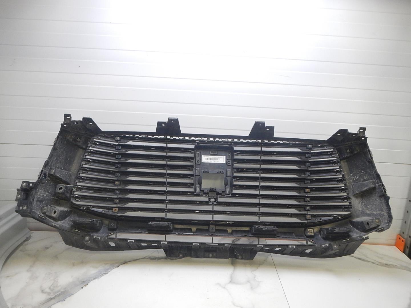 Решетка радиатора