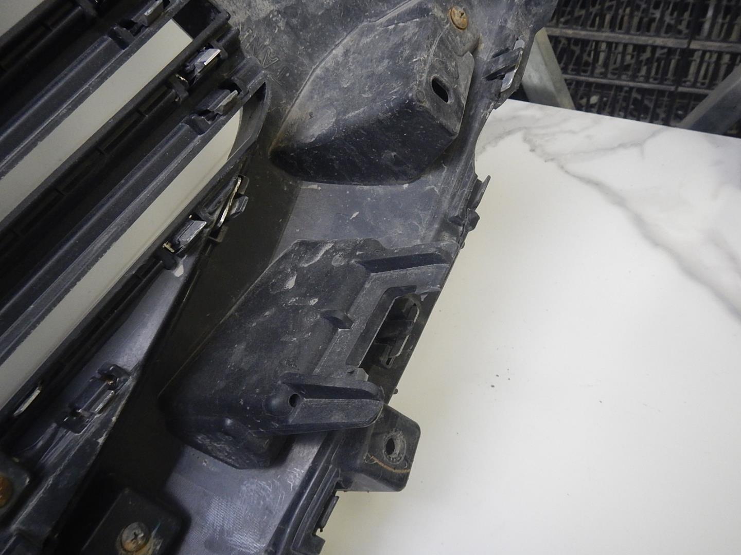 Решетка радиатора