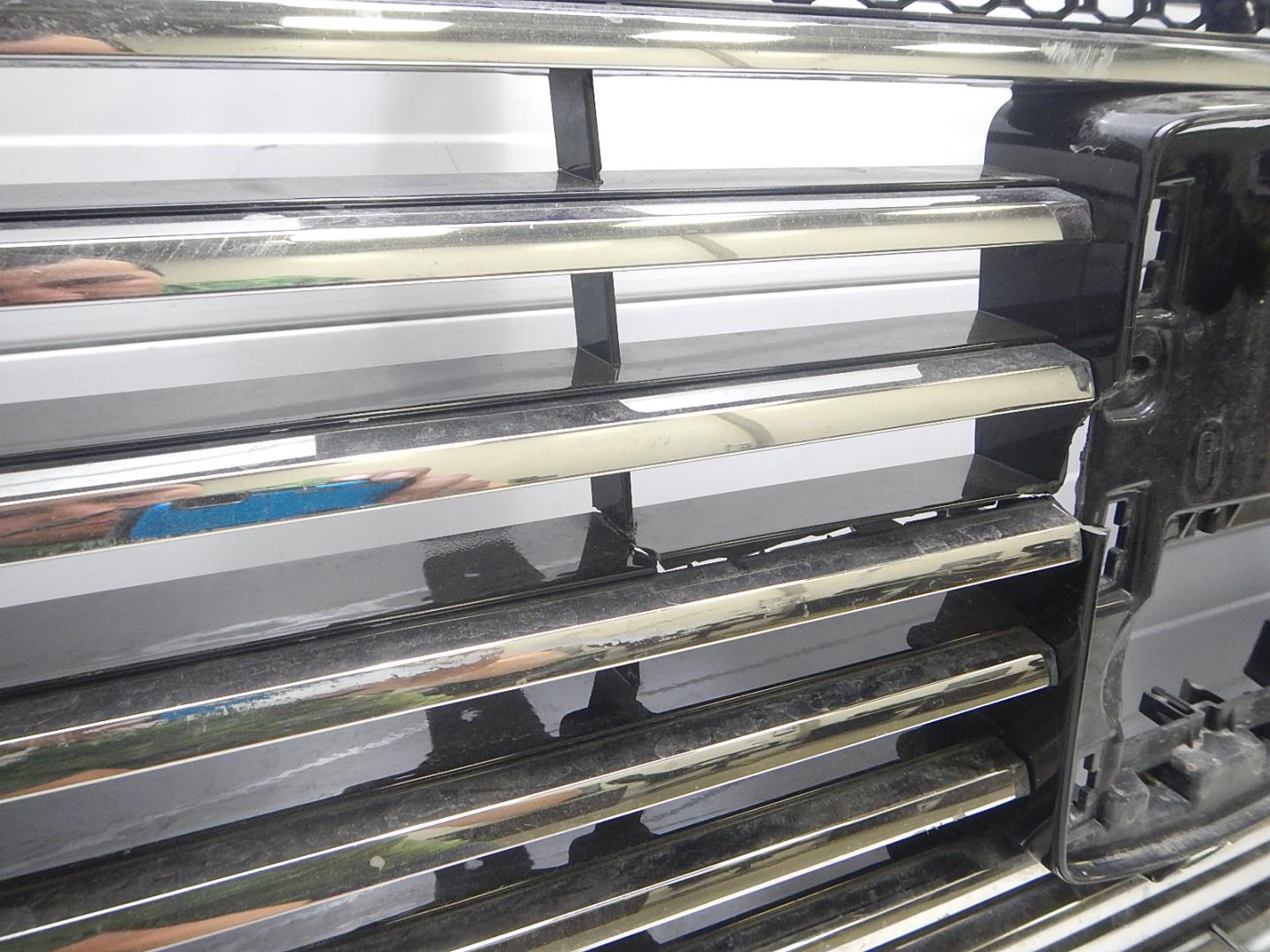 Решетка радиатора