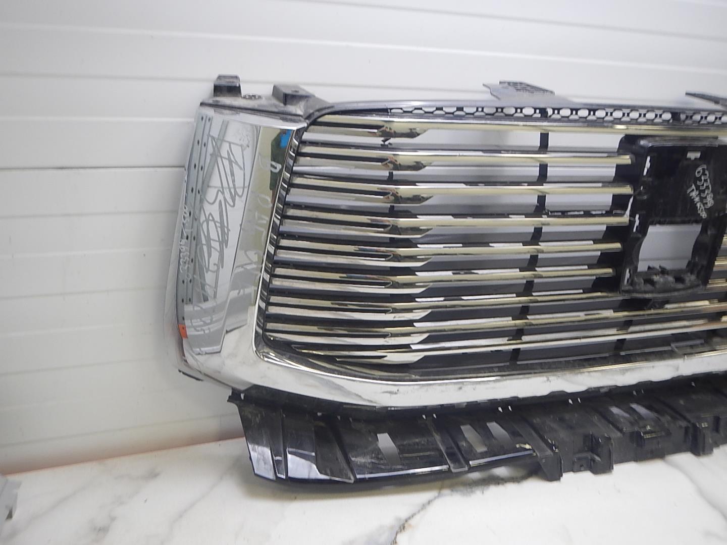 Решетка радиатора