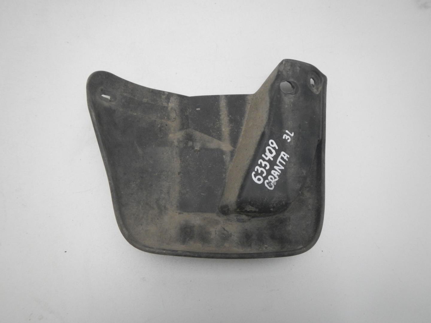 Брызговик задний левый