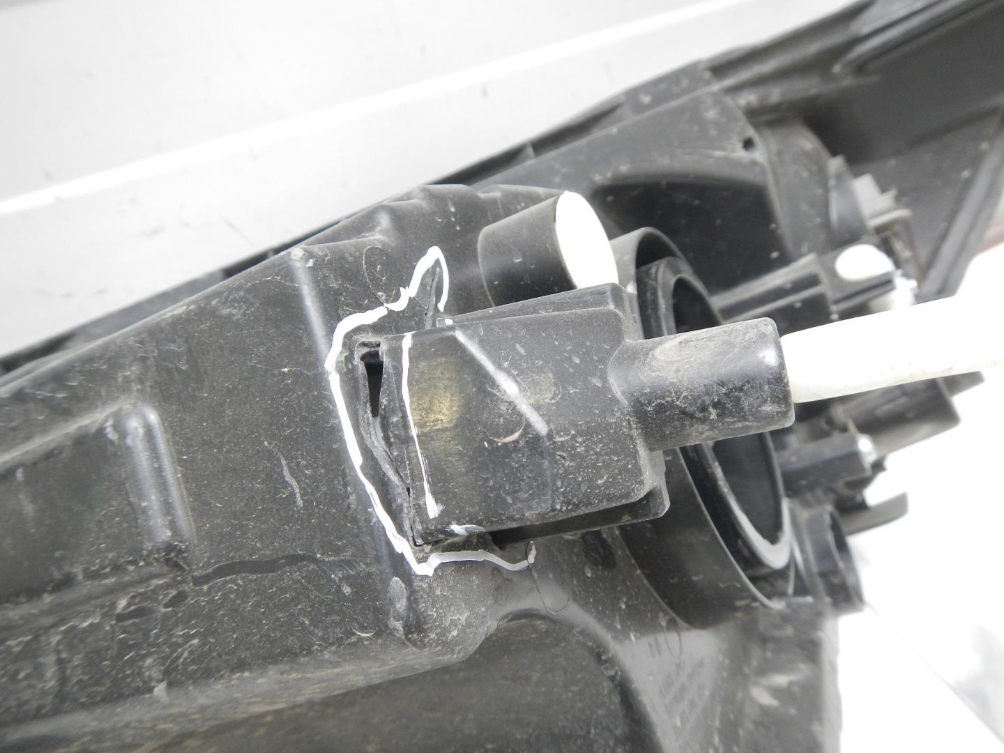 Фара правая