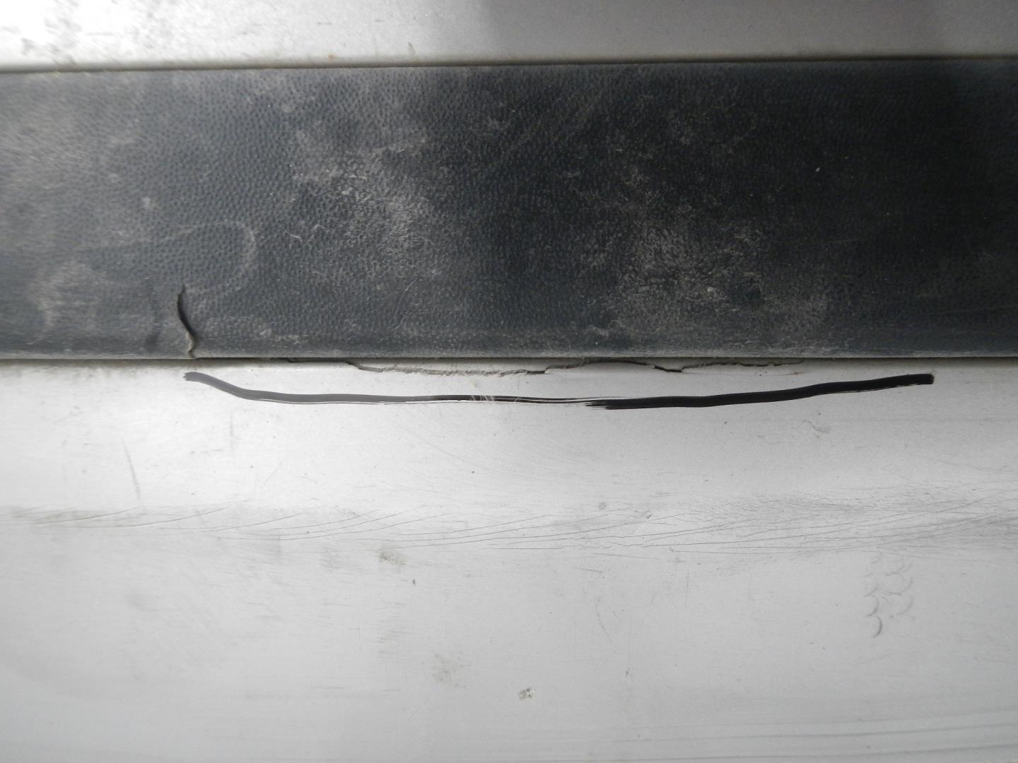 Бампер задний