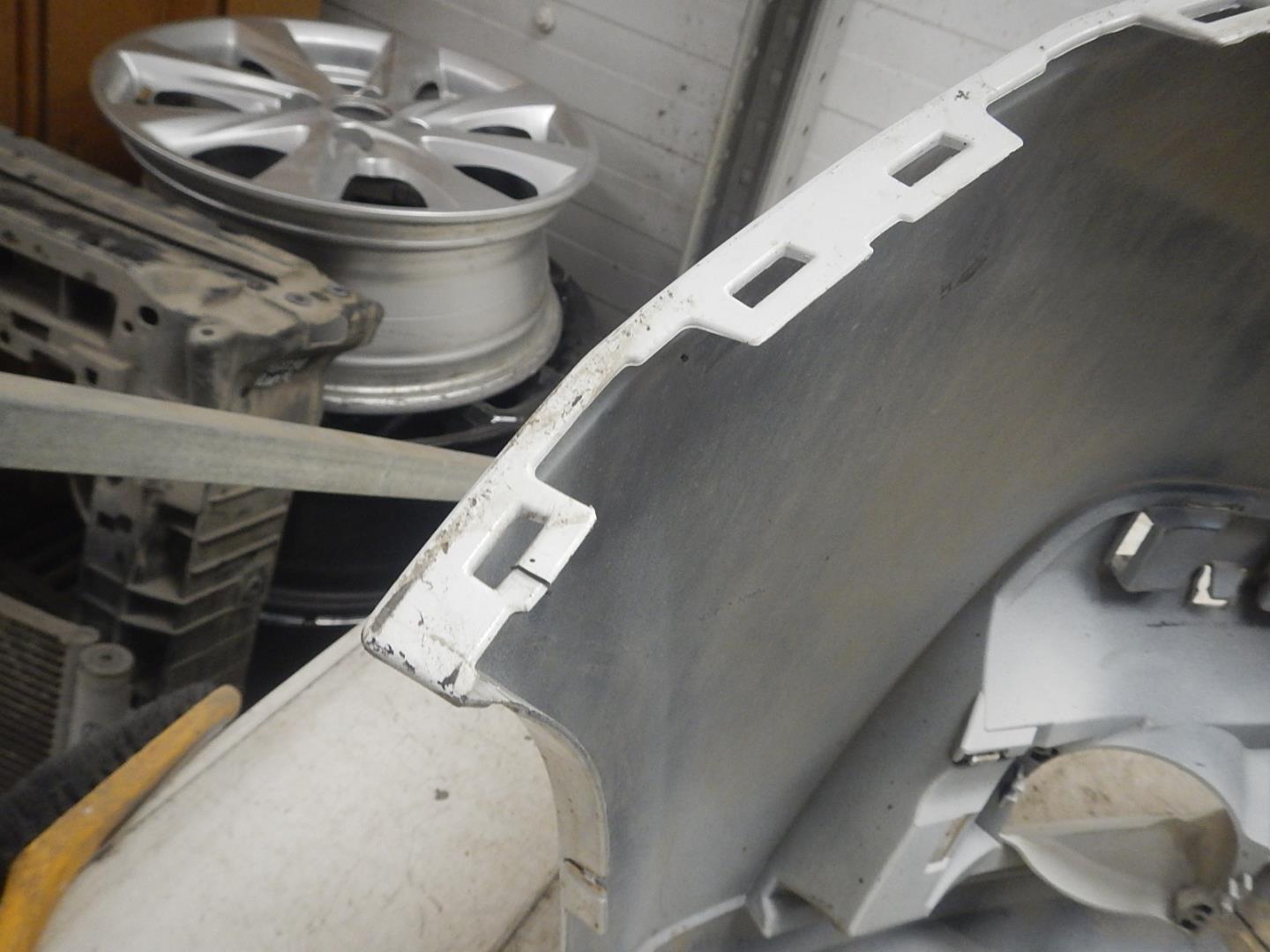 Бампер передний