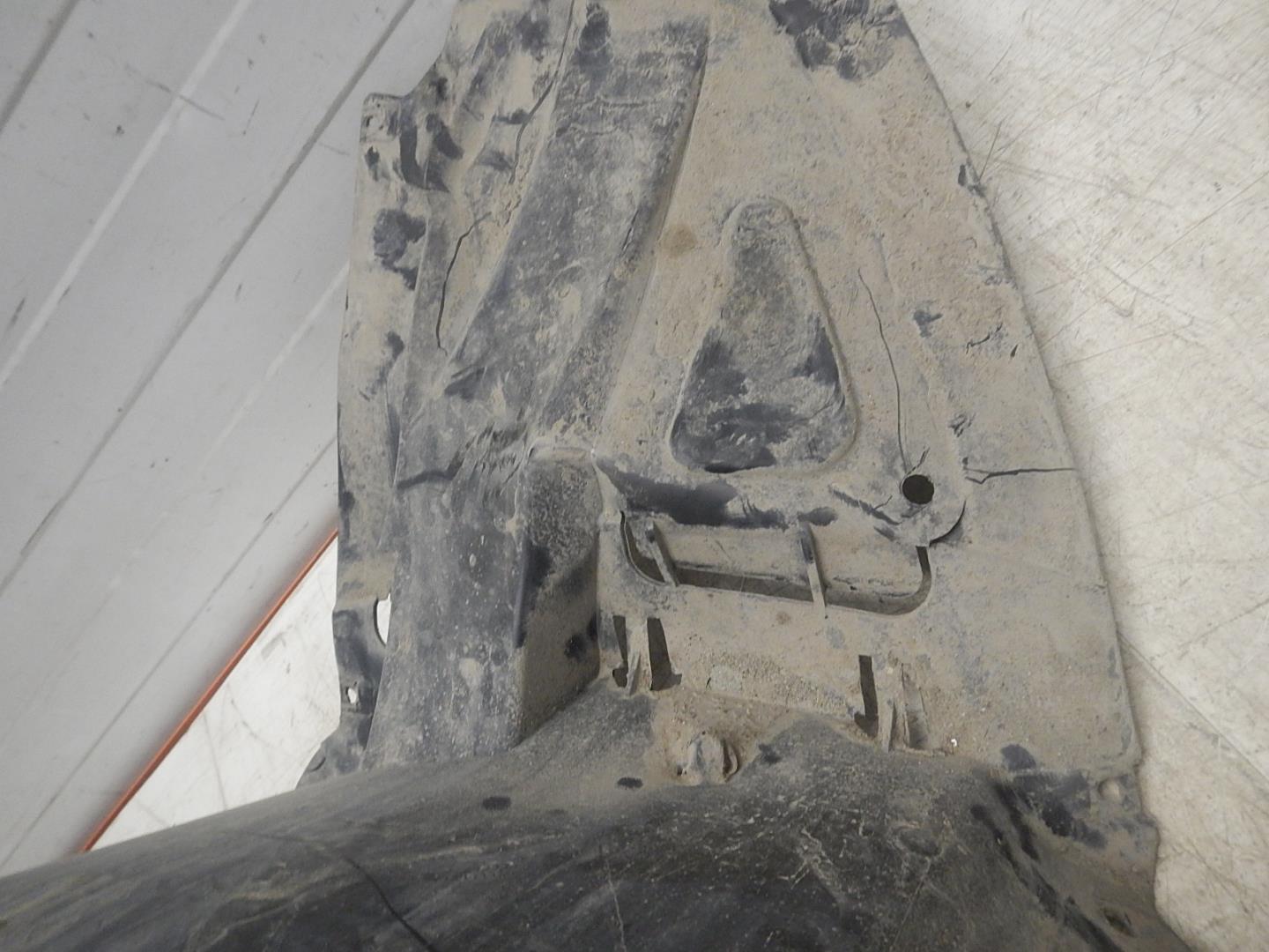 Локер передний правый