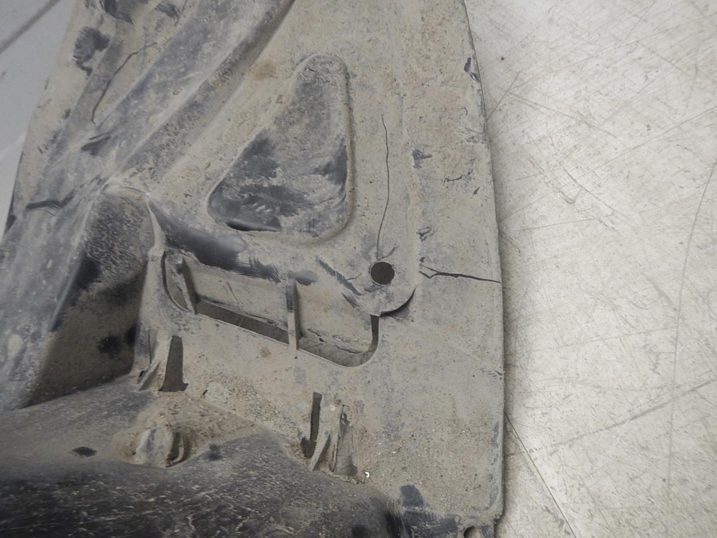 Локер передний правый