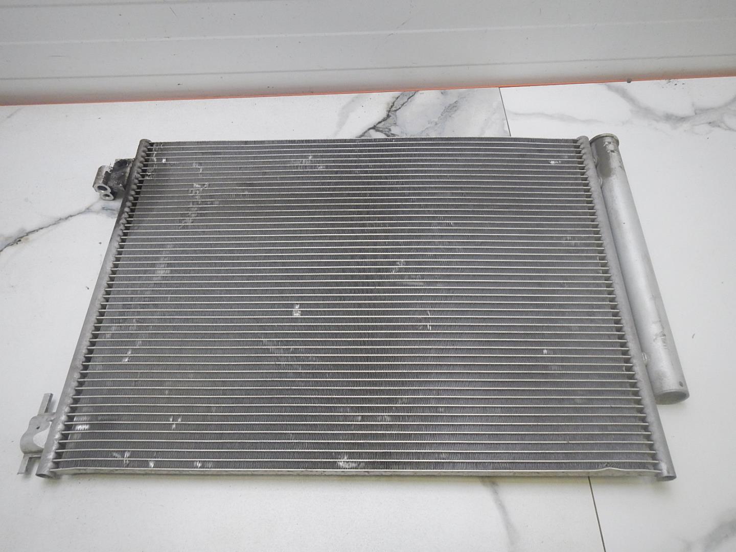 Радиатор кондиционера / конденсер