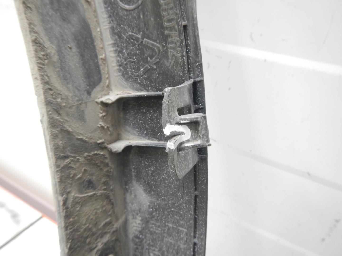 Накладка на крыло